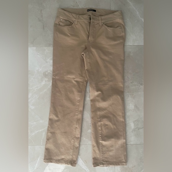 Cambio Women’s Jeans Size 10 Khaki Color Slim Straight Leg Slight Stretch Fit - Picture 1 of 8